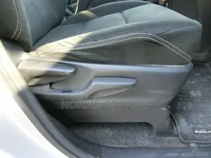 Toyota Esquire 2019 Gray