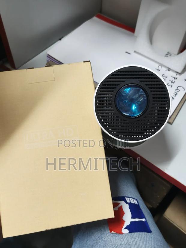 Hy 300 With Usb Port Hdmi Port Wireless Bluetooth Connection Projector