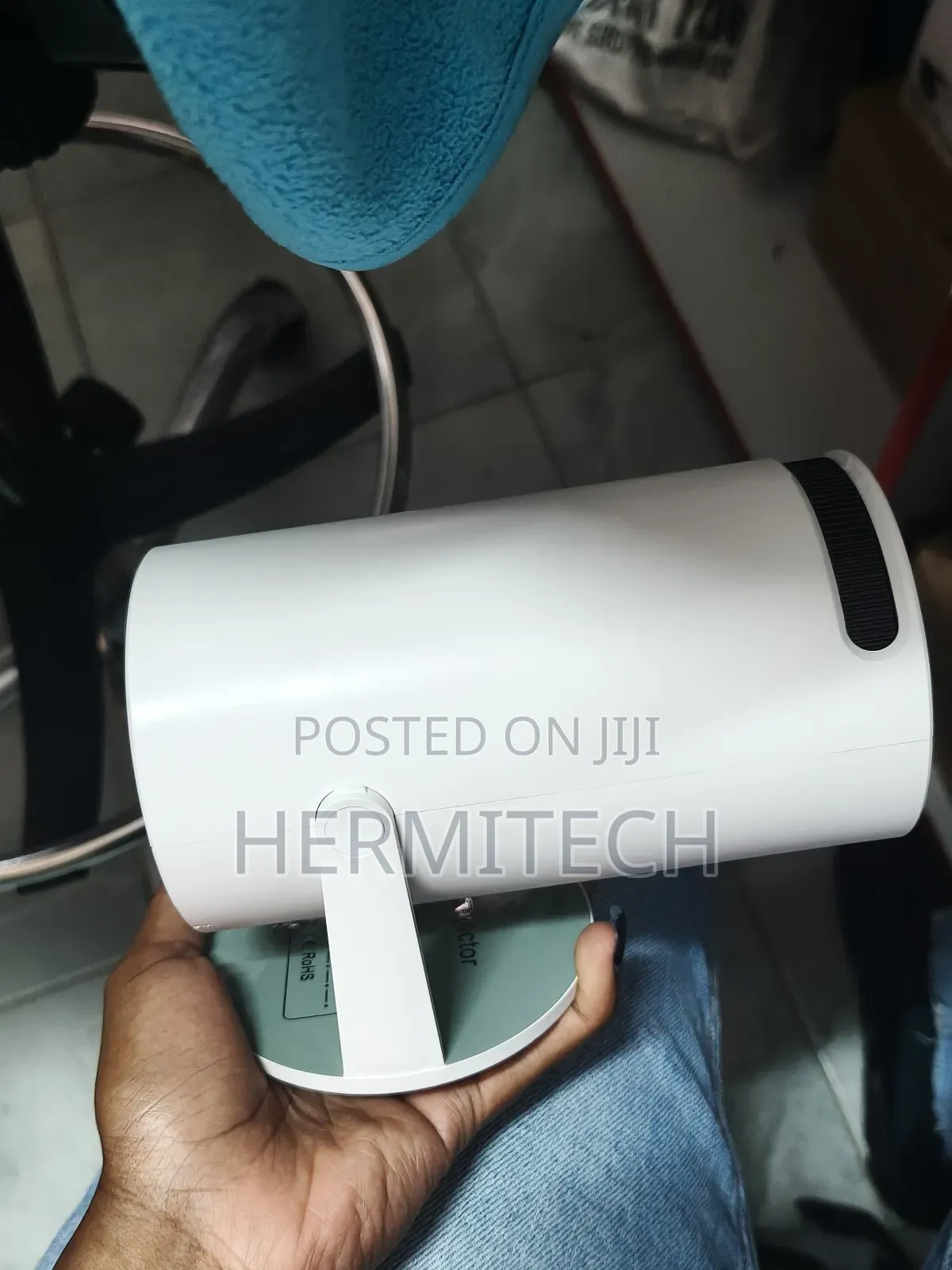 Hy Smart Led Portable Projector Full Hd Video Resolution Hy 300 Model