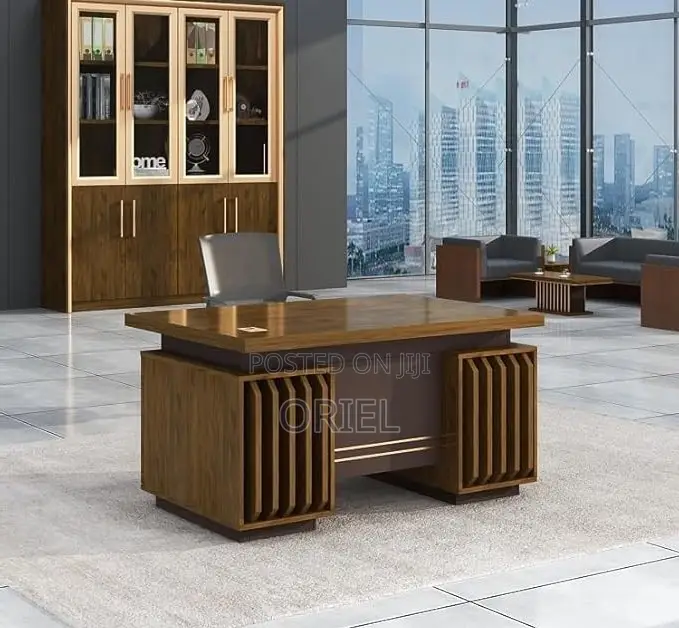 Office Desk : 1400mm Mahogany Executive Office Desk