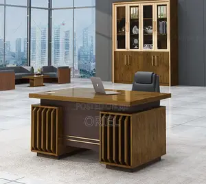Office Desk : 1400mm Mahogany Executive Office Desk