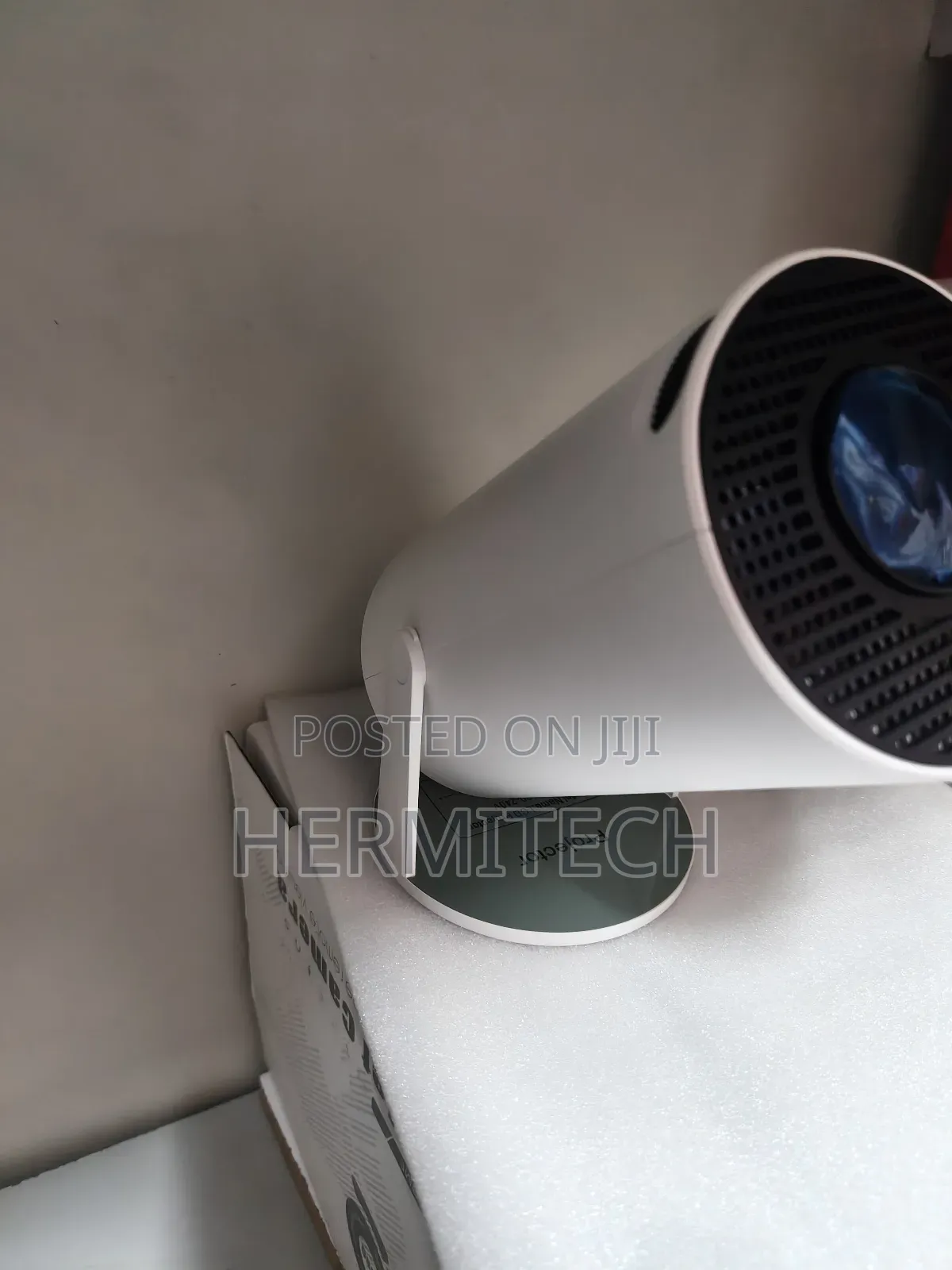 Portable Projector Hd Home Cinema -Wifi, Includes Inbuilt Speakers