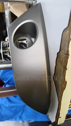 Vent Cover Vuanguard/Rav 4. 2006-2012