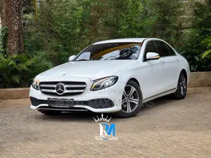Mercedes-Benz E220 2018 White