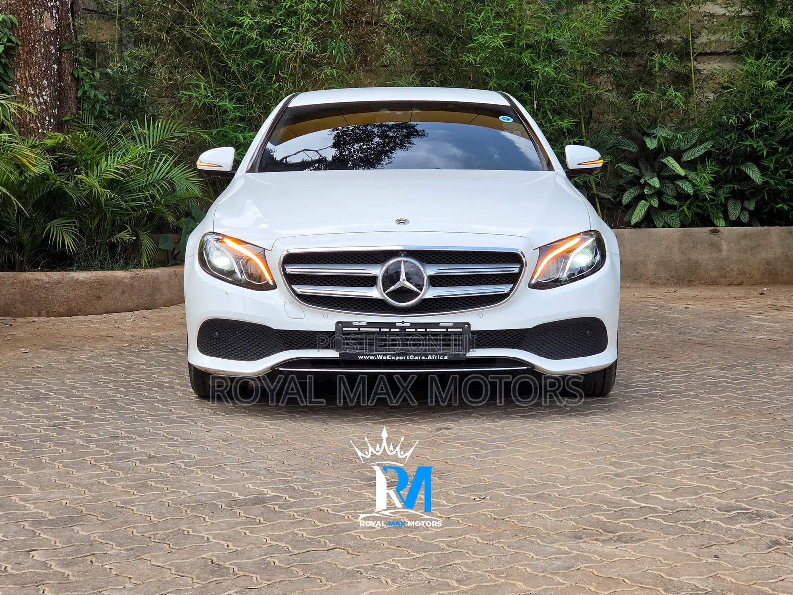 Mercedes-Benz E220 2018 White