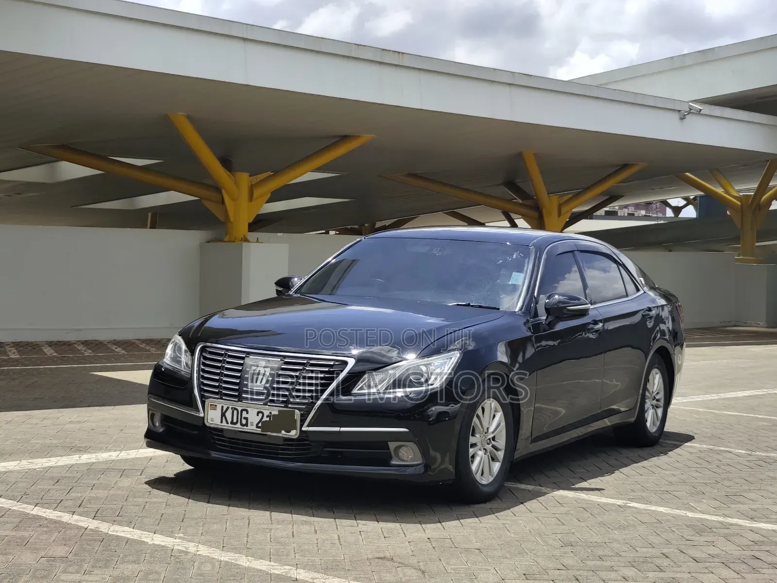 Toyota Crown 2014 Blue