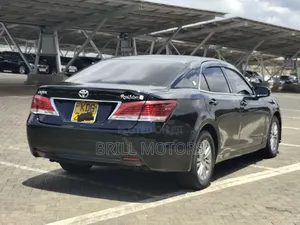 Toyota Crown 2014 Blue