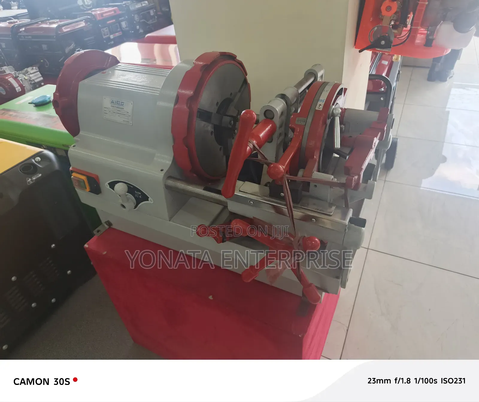 1/2" to 4" Pipe Threading Machine