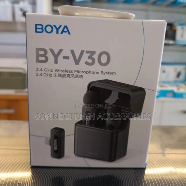 Boya By-v30 2.4 Ghz Wireless Microphone System.