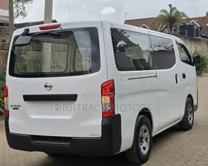 Nissan Caravan (Urvan) 2018 White