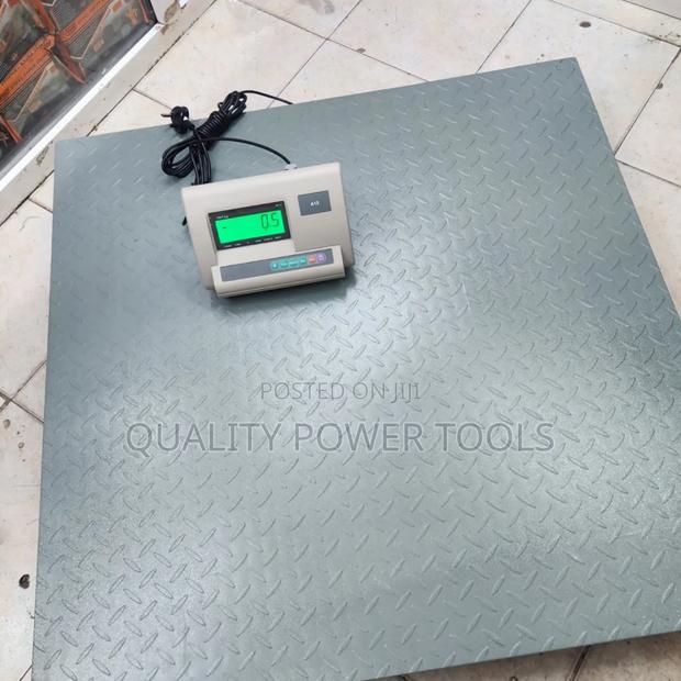 1 Ton Scale 1 by 1