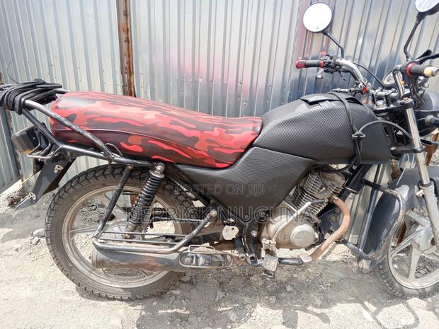 Honda CBR 2023 Red - thumbnail 3