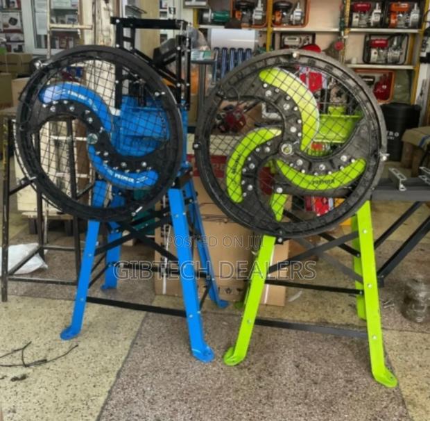 Premier 3 Blade Chaff Cutter