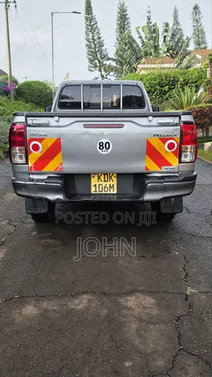 Toyota Hilux Revo Smart Cab Deisel 2.4 AWD 2022 Silver