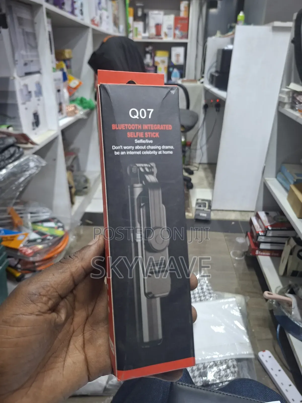 Bluetooth Integrated Selfie Stick