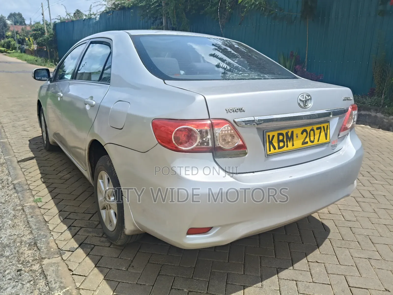 Toyota Corolla 2010 Silver