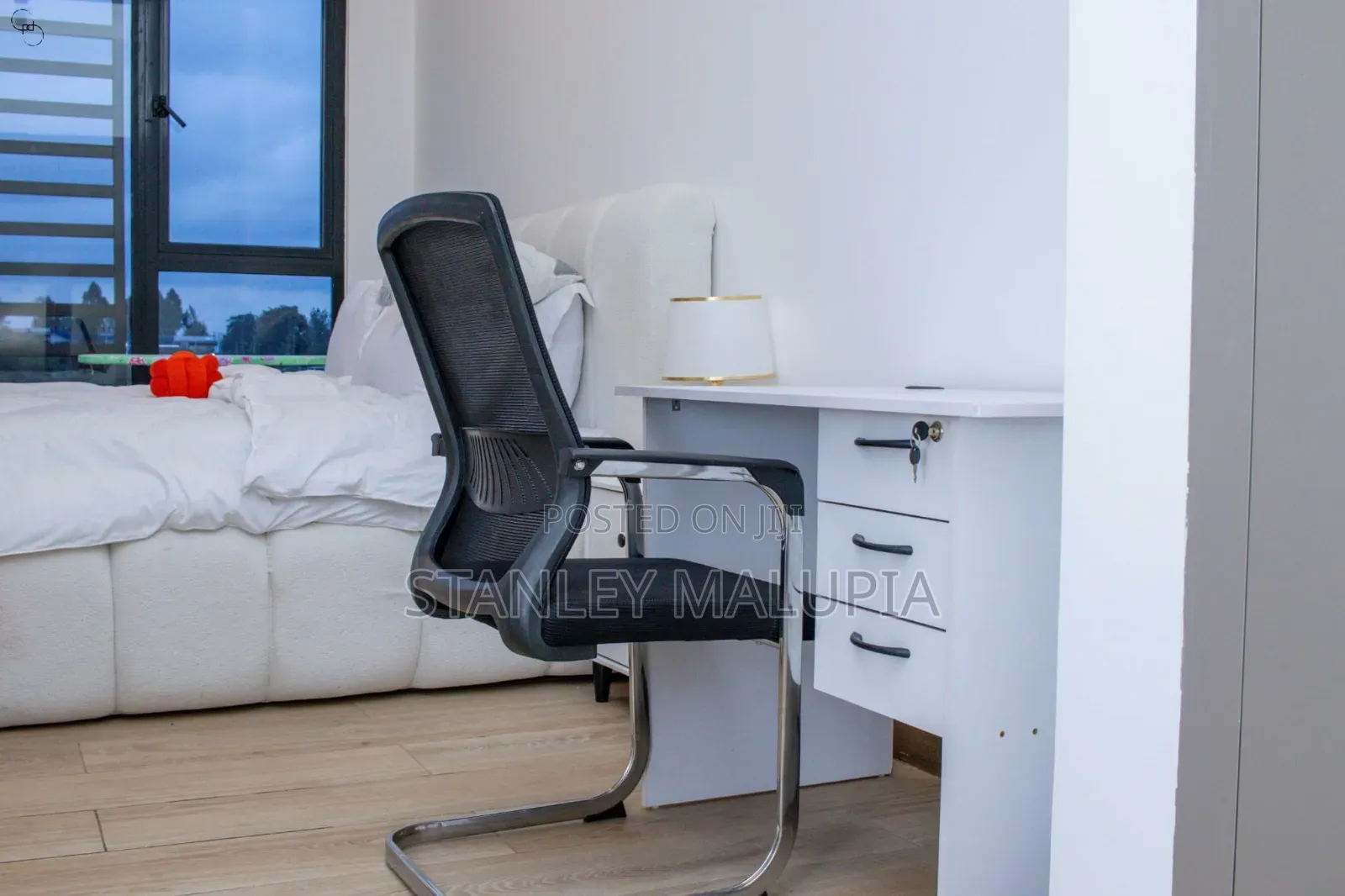 1 Bedroom Furnished to Let in Two Rivers
