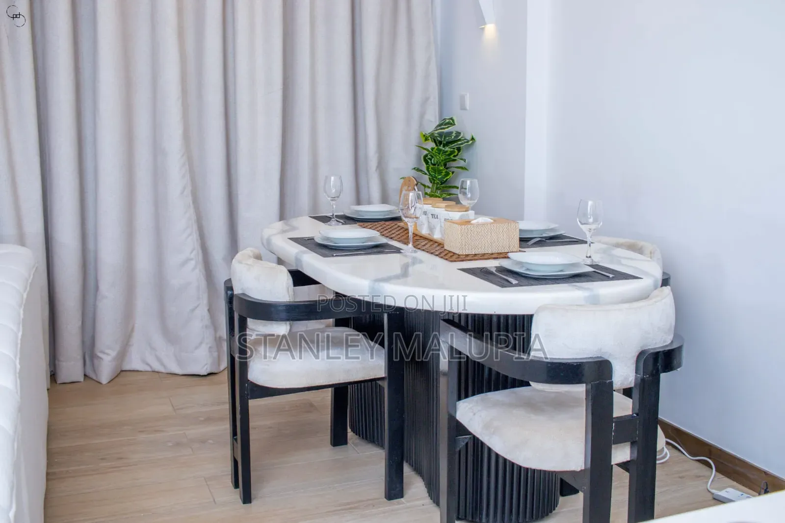 1 Bedroom Furnished to Let in Two Rivers