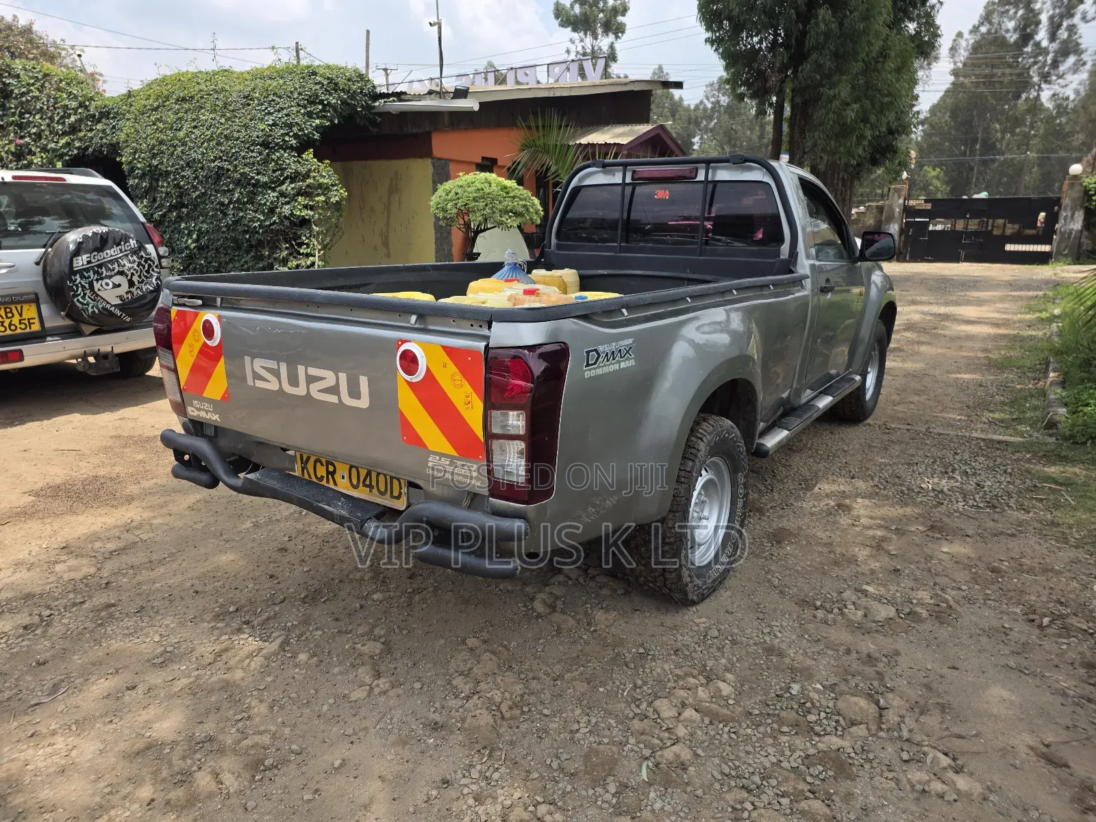 Isuzu D-MAX 2018 Gray