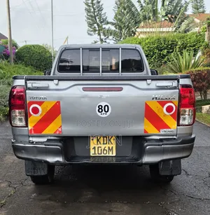 Toyota Hilux Revo Smart Cab Deisel 2.4 AWD 2022 Silver