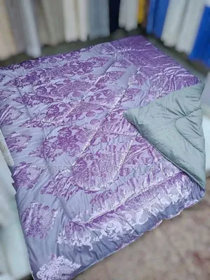 Deluxe 6pc Silk Duvet Bedding Ensemble .