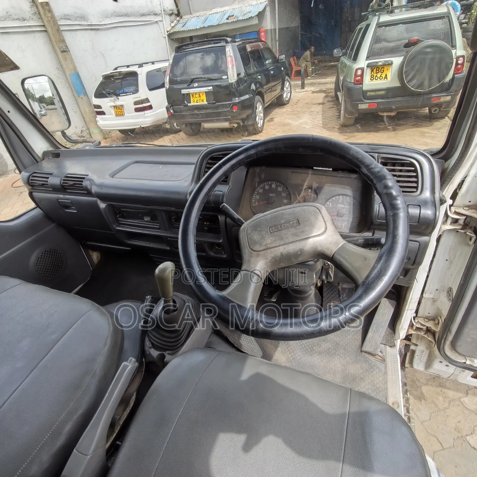 Isuzuu NHR