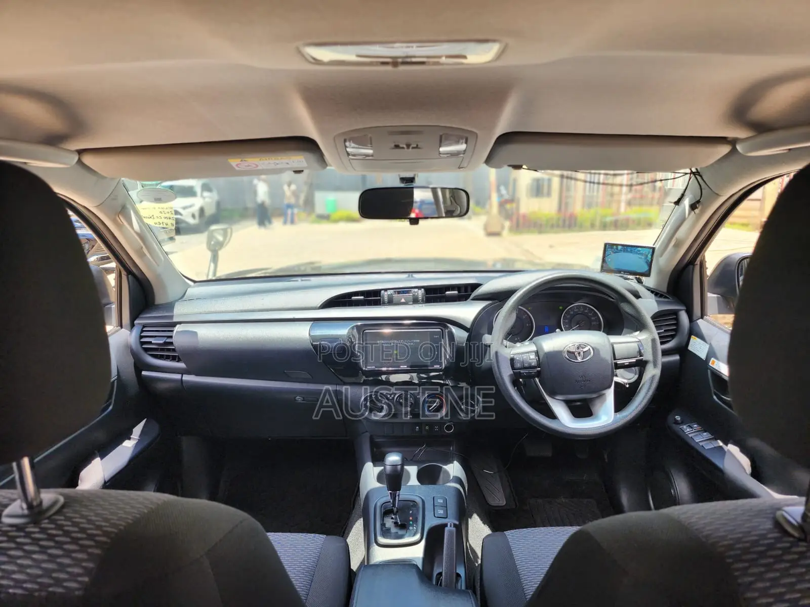 Toyota Hilux 2020 Brown