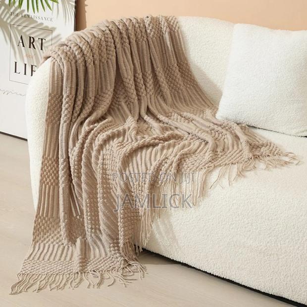 Nordic Style Sofa Throw Blanket - Cr - thumbnail 4