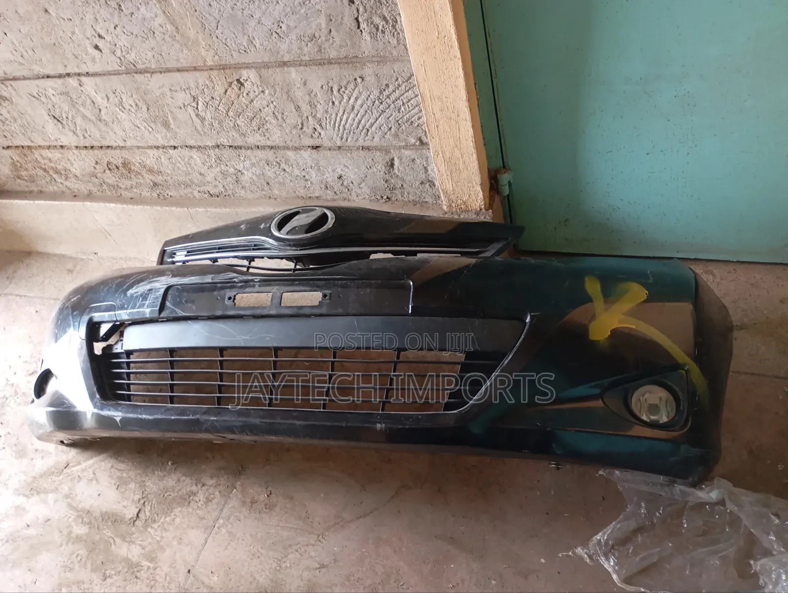 Vitz Juwella 2013 Frontbumper