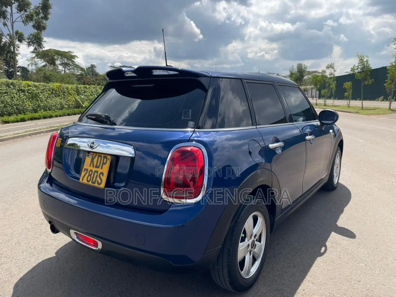 Mini Cooper 2016 Blue