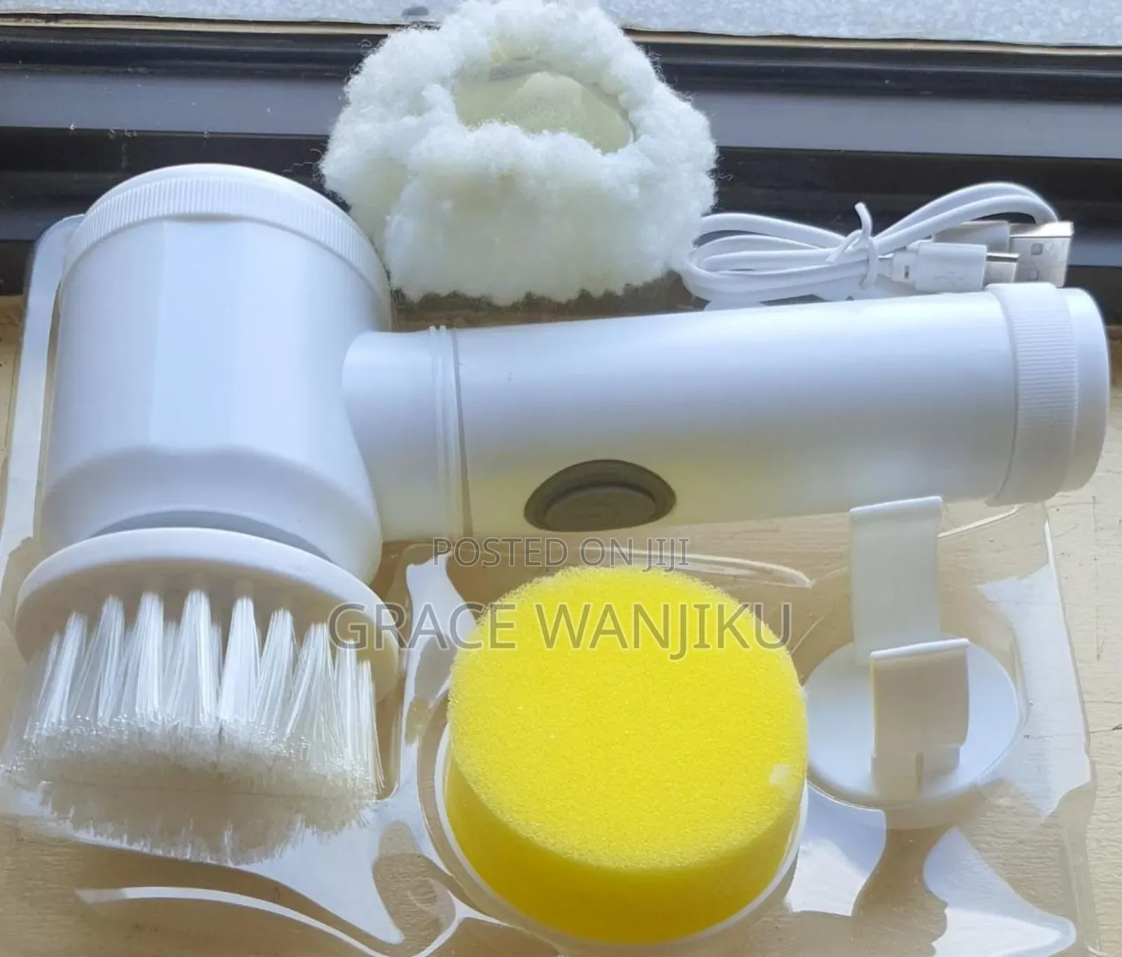 *Usb Rechargable Magic Brush With 3 Option (Brush, Sponge Polisher)