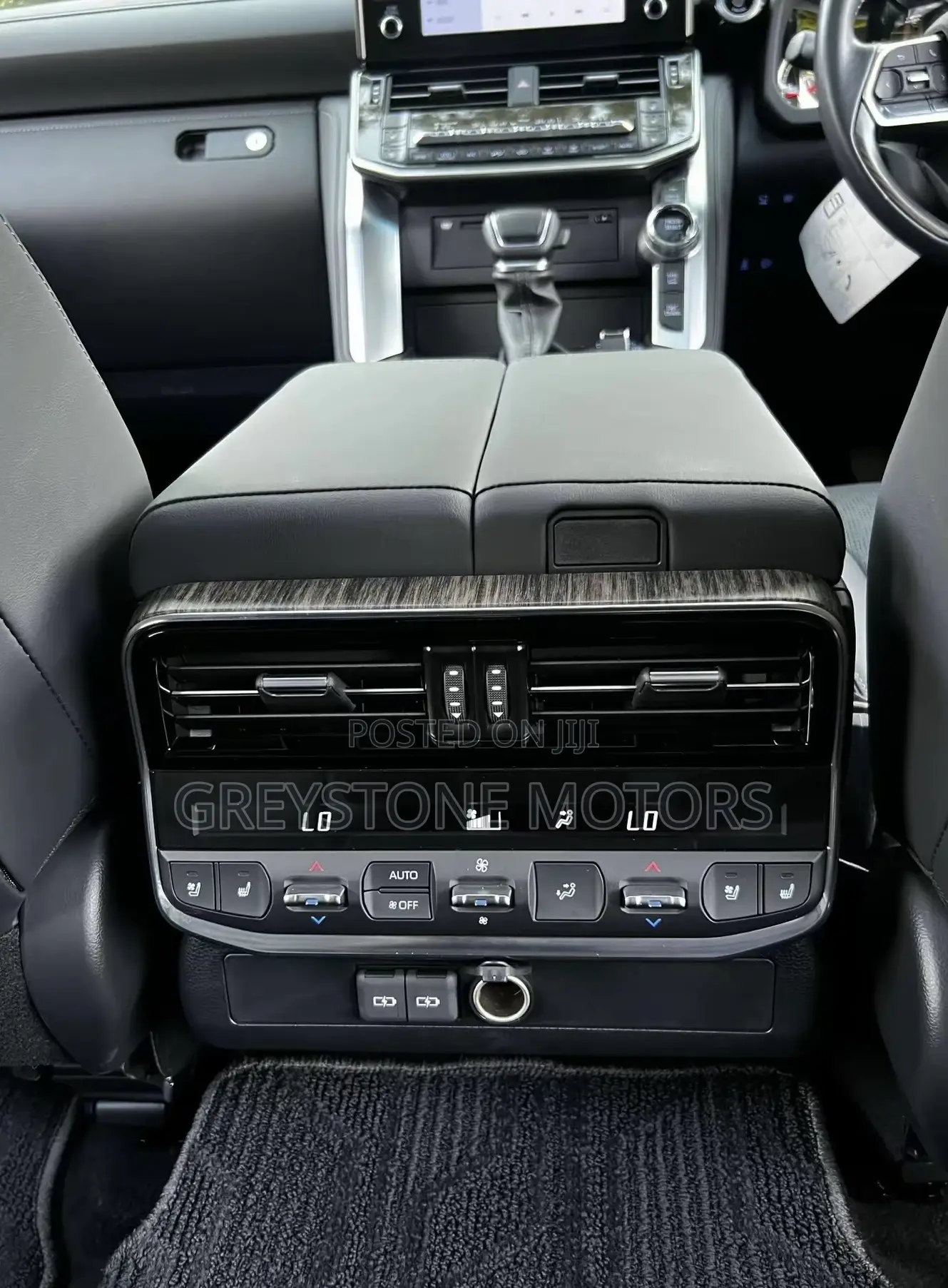 Toyota Land Cruiser 3.3 Diesel 4WD 2022 White