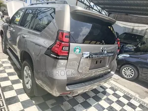 Toyota Land Cruiser Prado 2020 Brown