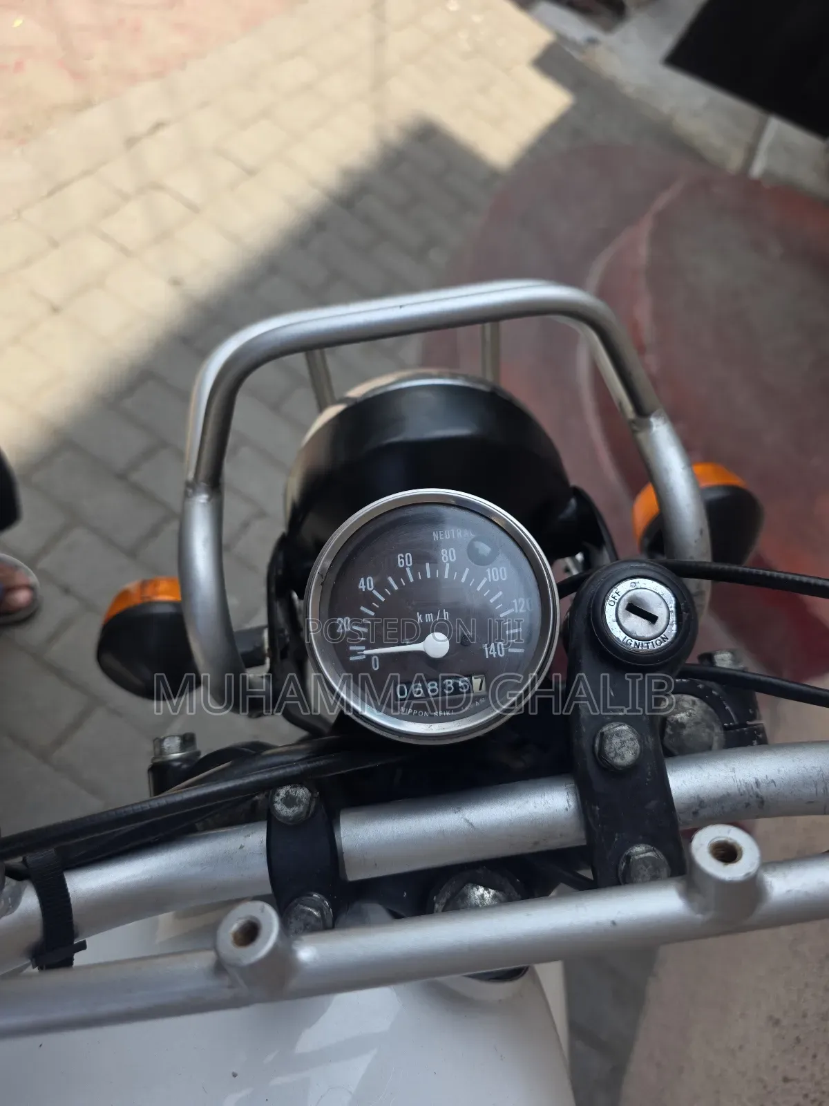 Suzuki 1982 White
