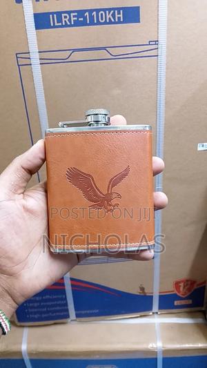 Premium Custom Hip Flask - thumbnail 2