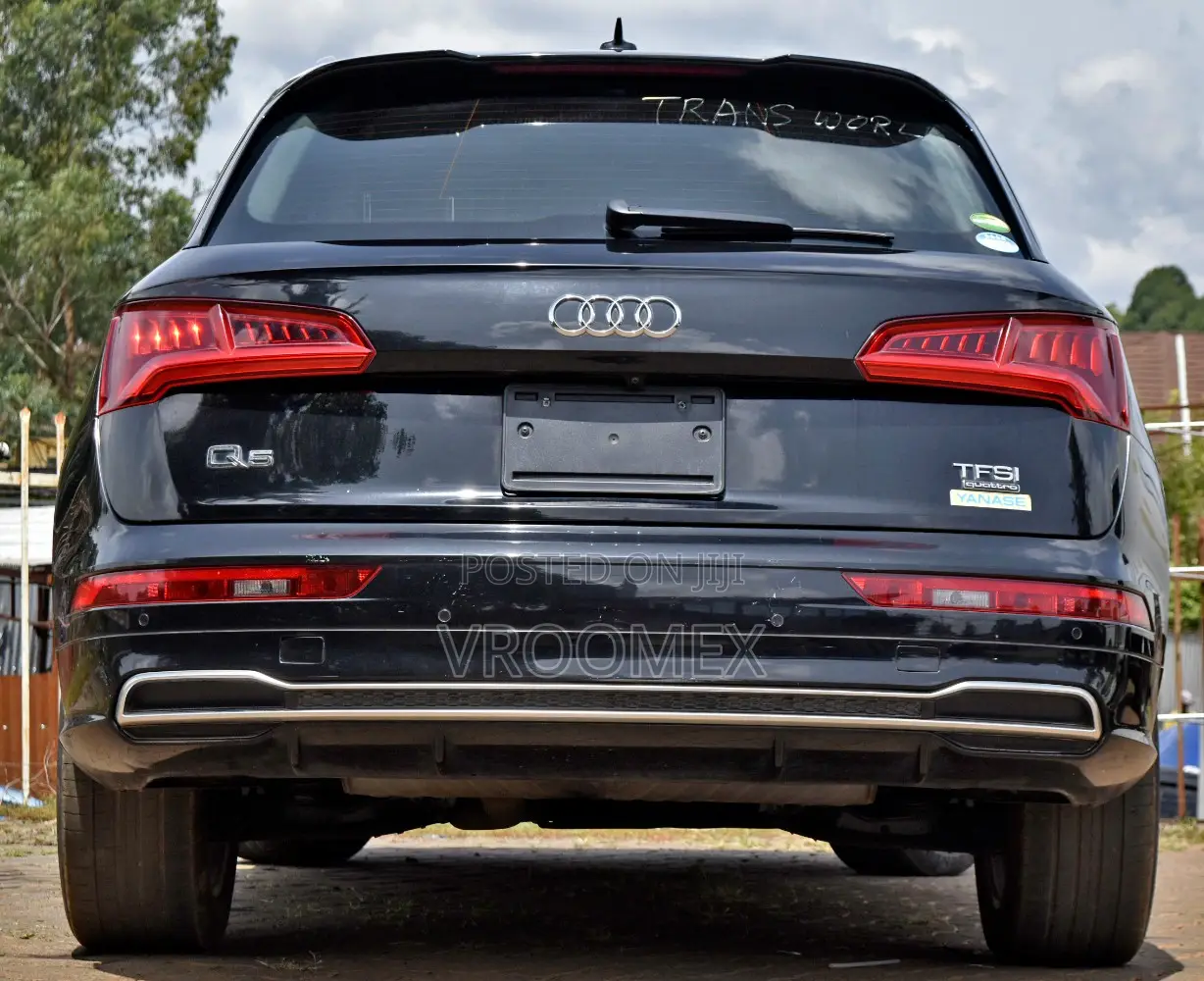 Audi Q5 2018 Black