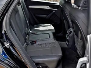 Audi Q5 2018 Black