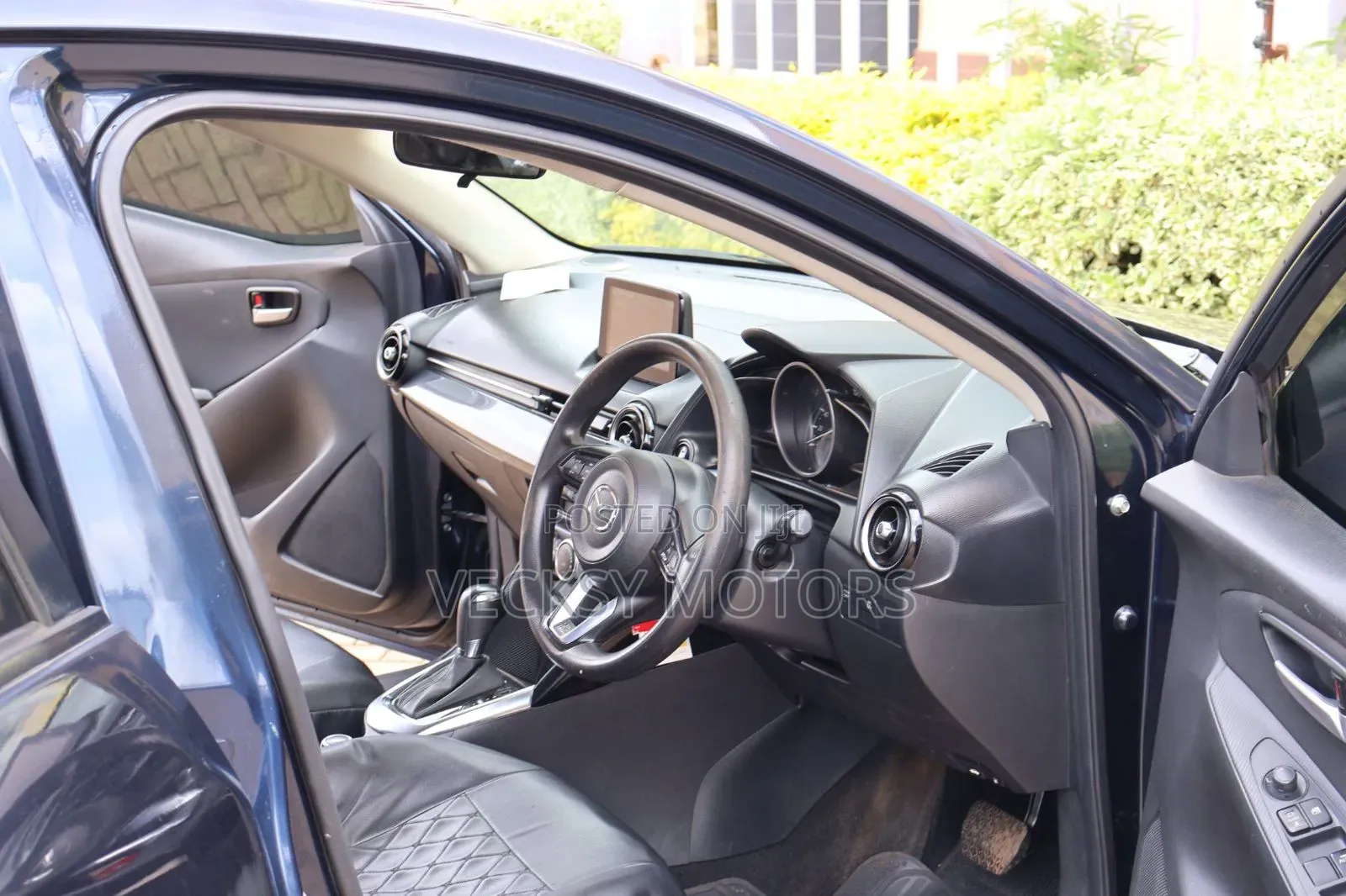 Mazda Demio 2017 Blue
