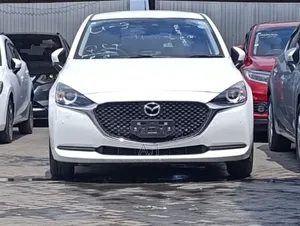 Mazda 2 2019 Pearl