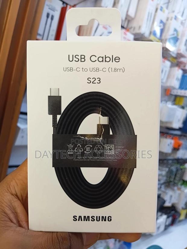 This Is a Samsung Usb-C to Usb-C Cable (1.8m). - thumbnail 2