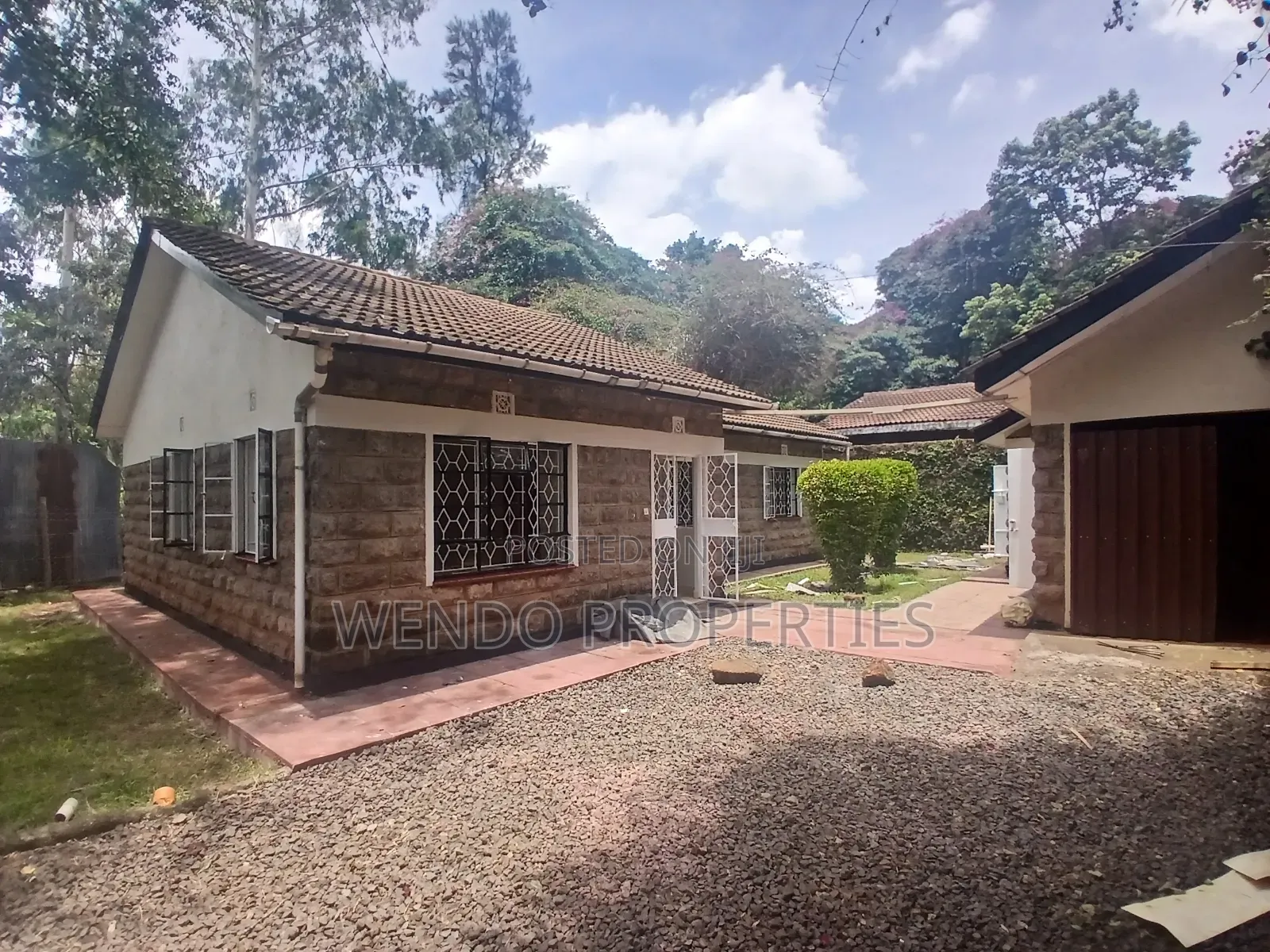 3bdrm Bungalow in Karen C for rent