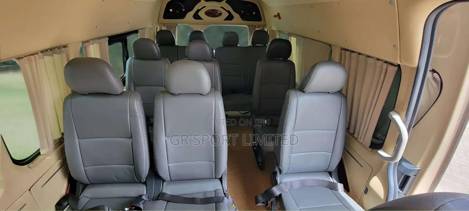 Toyota Grand HiAce 2019 Silver