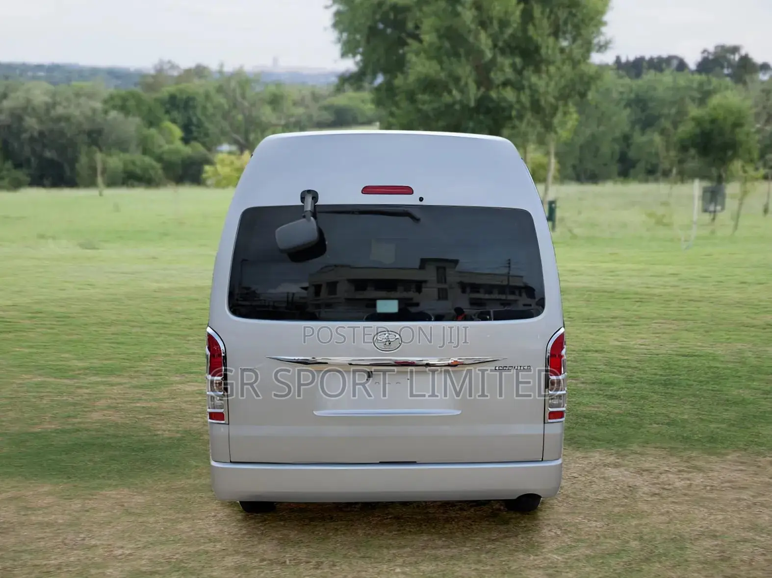 Toyota Grand HiAce 2019 Silver