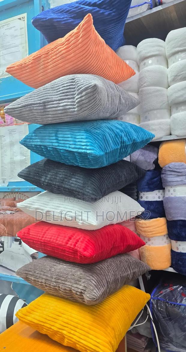 Velvet Throw Pillow Cases/Covers_sk - main view