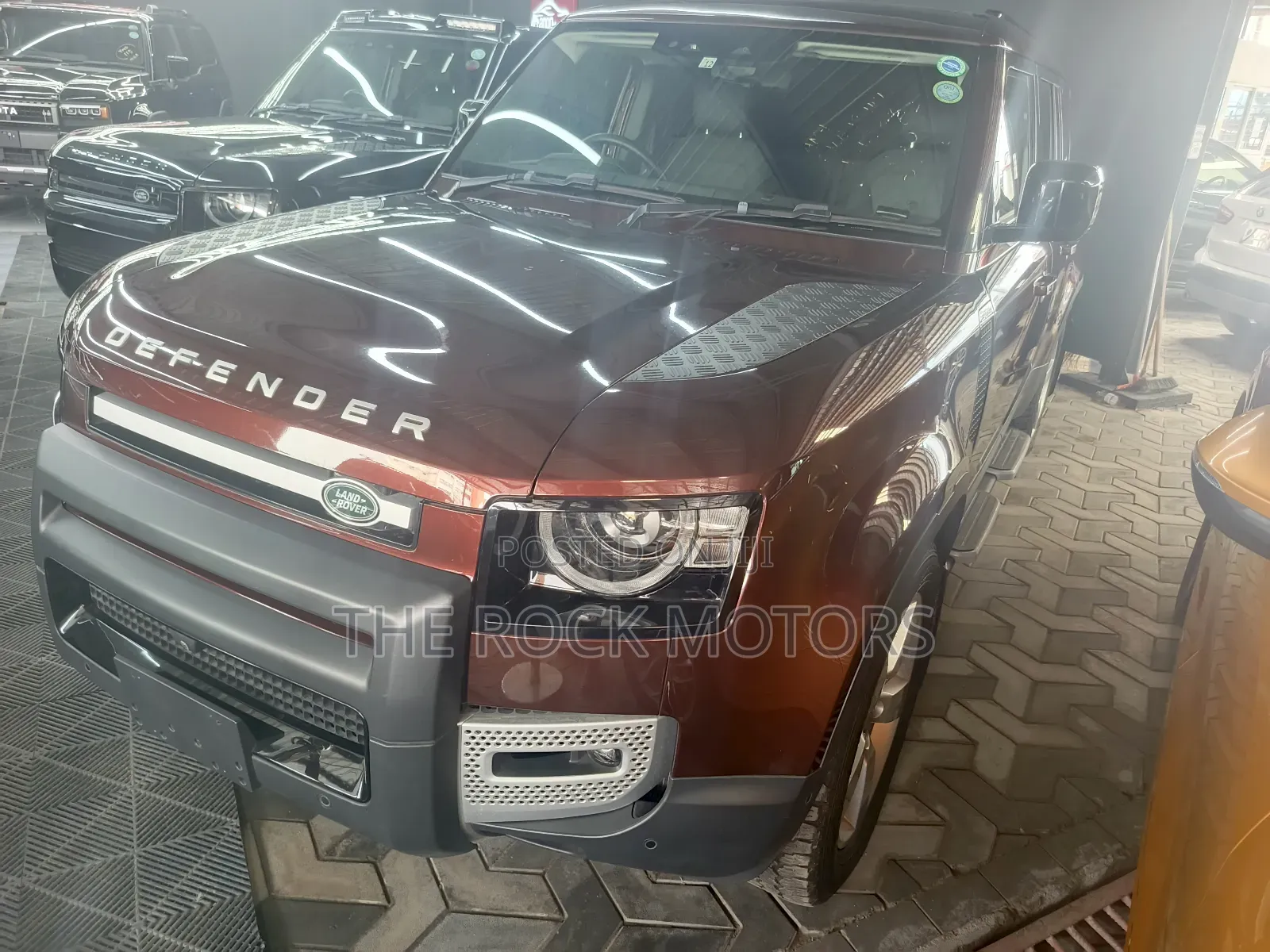 Land Rover Defender 2020 Maroon