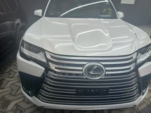 Lexus LX 2019 White