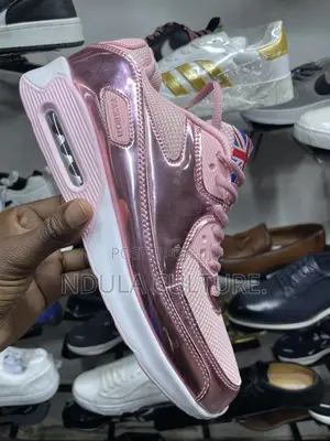 Ladies Fashion Shoes