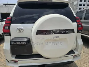 Toyota Land Cruiser Prado 2018 White