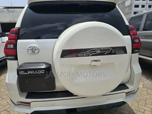 Toyota Land Cruiser Prado 2018 White