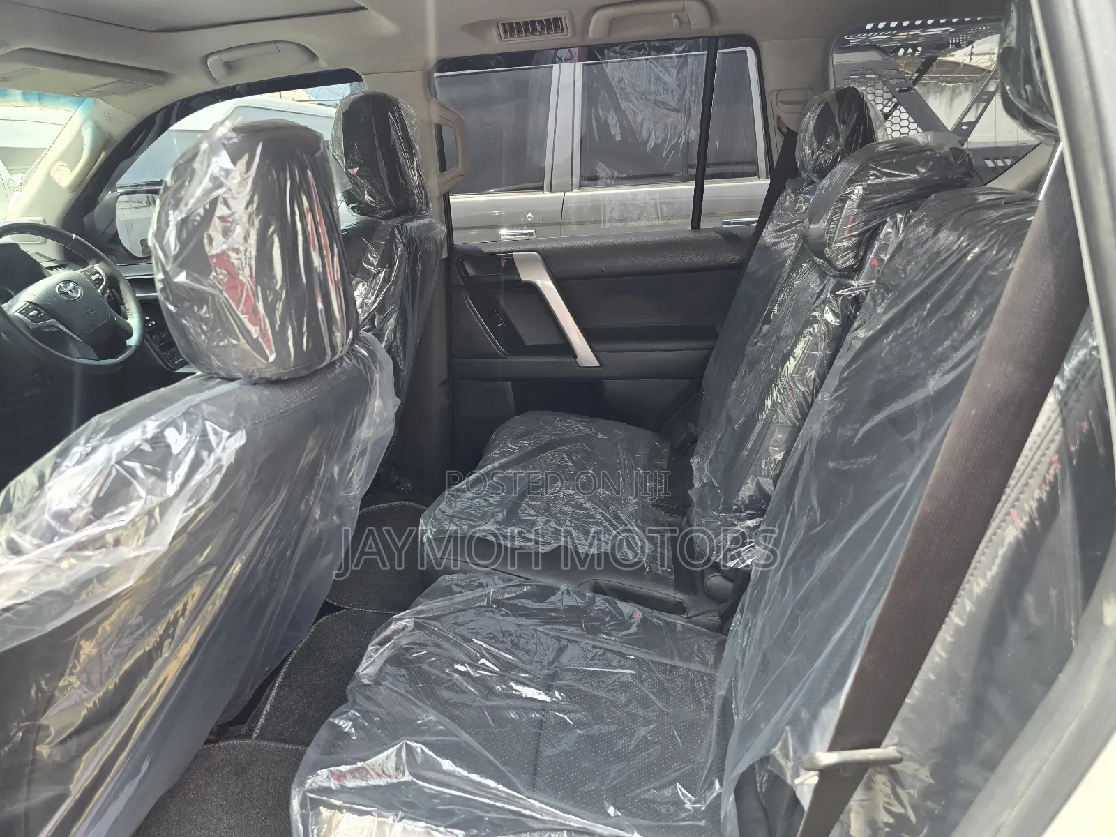 Toyota Land Cruiser Prado 2018 White